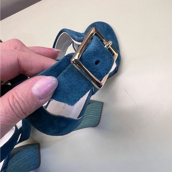 Made in Italy Giovanna Grazzini Blue Strappy High Heel Sandals - Picture 9 of 11